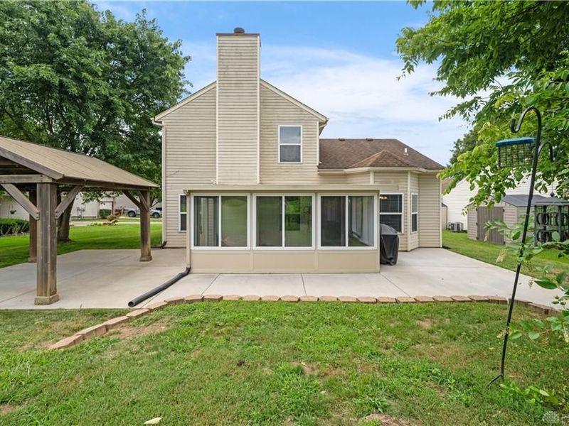 202 Choctaw Circle, Franklin, OH 45005 Photo 17