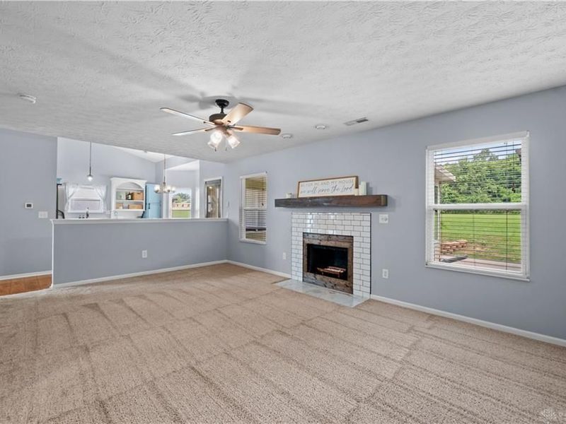 202 Choctaw Circle, Franklin, OH 45005 Photo 3