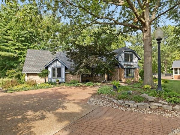 5 Pinebrook Court, Edwardsville, IL 62025