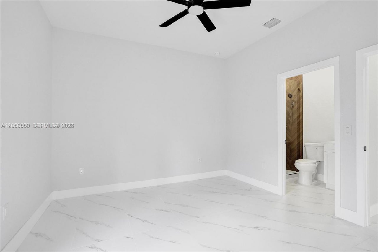 2445 SW 43rd Ter , Fort Lauderdale, FL 33317 Photo