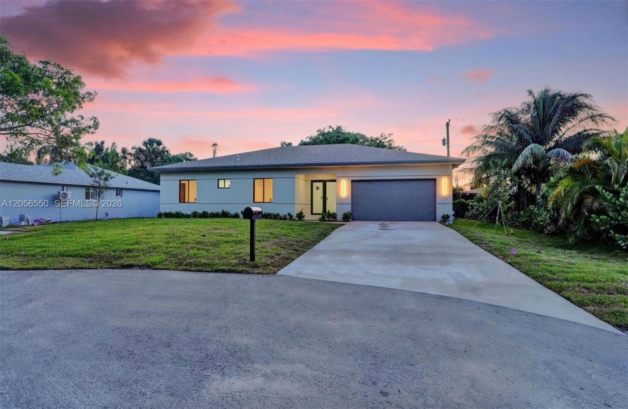 2445 SW 43rd Ter , Fort Lauderdale, FL 33317 Photo