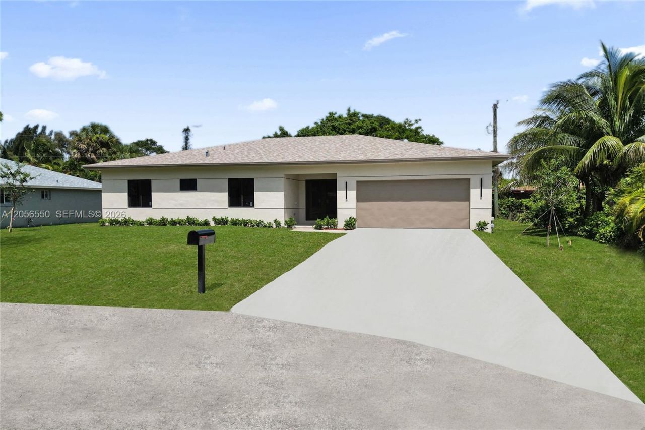 2445 SW 43rd Ter , Fort Lauderdale, FL 33317 Photo