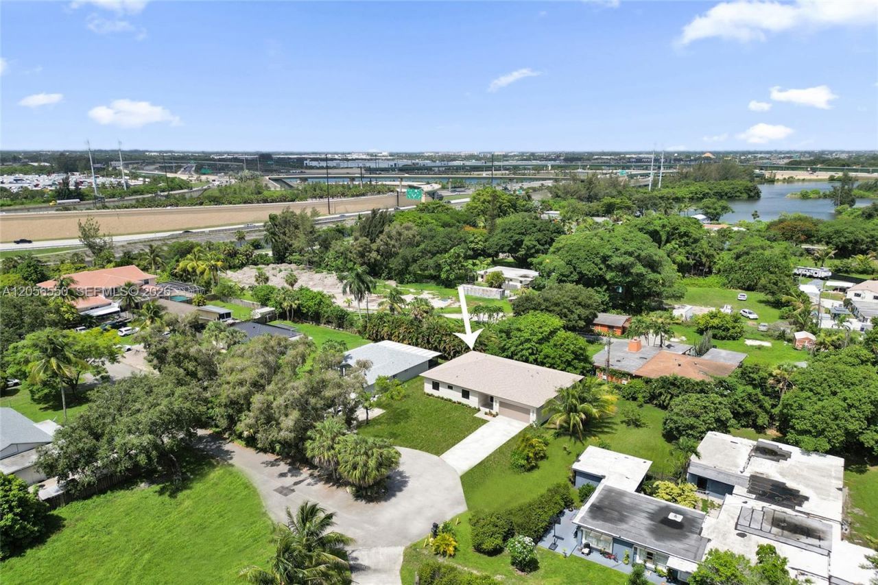 2445 SW 43rd Ter, Fort Lauderdale, FL 33317 Photo