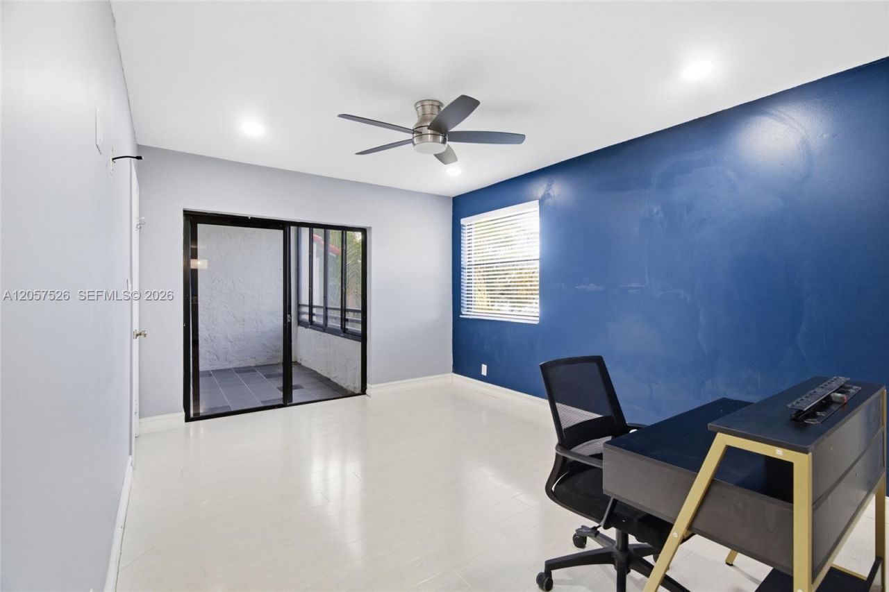 11444 NW 10th St , Unit 11444, Pembroke Pines, FL 33026 Photo