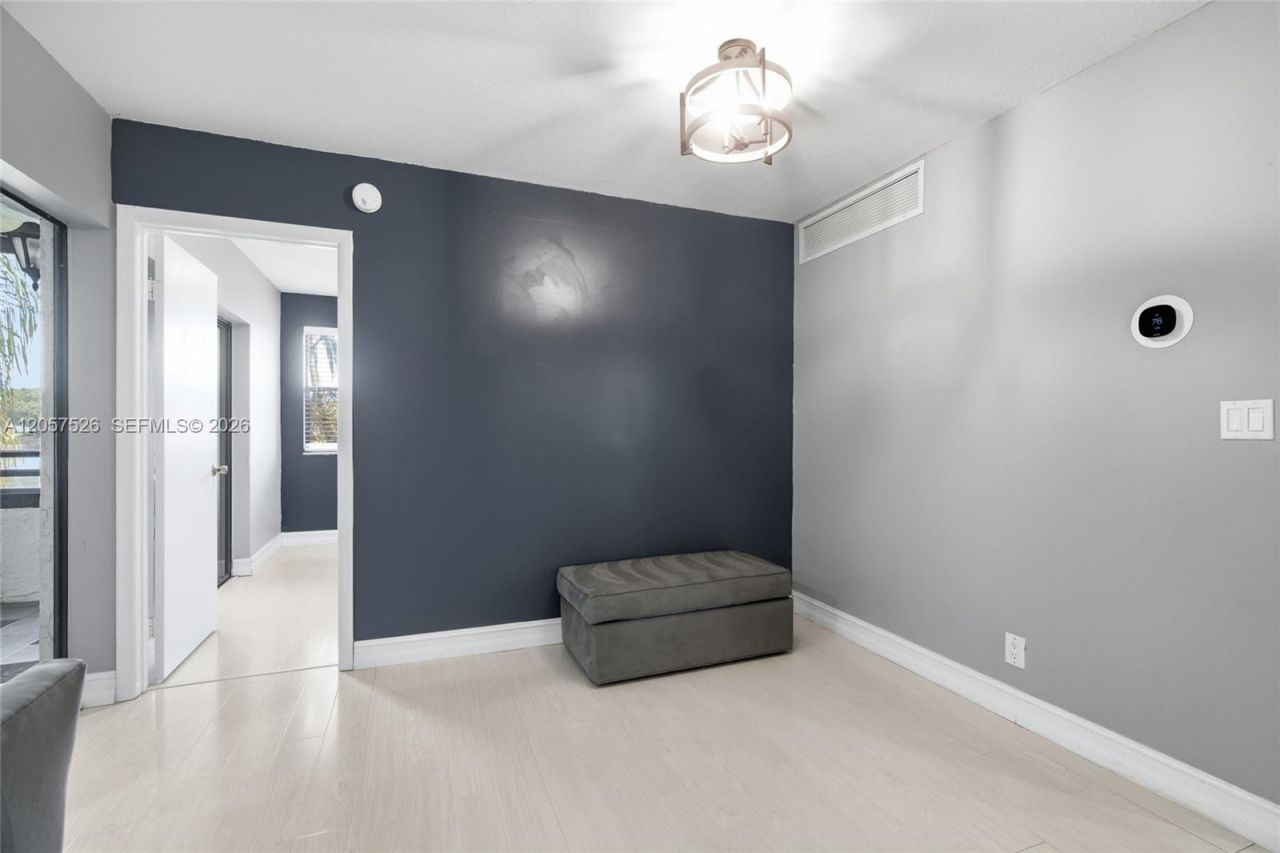 11444 NW 10th St , Unit 11444, Pembroke Pines, FL 33026 Photo