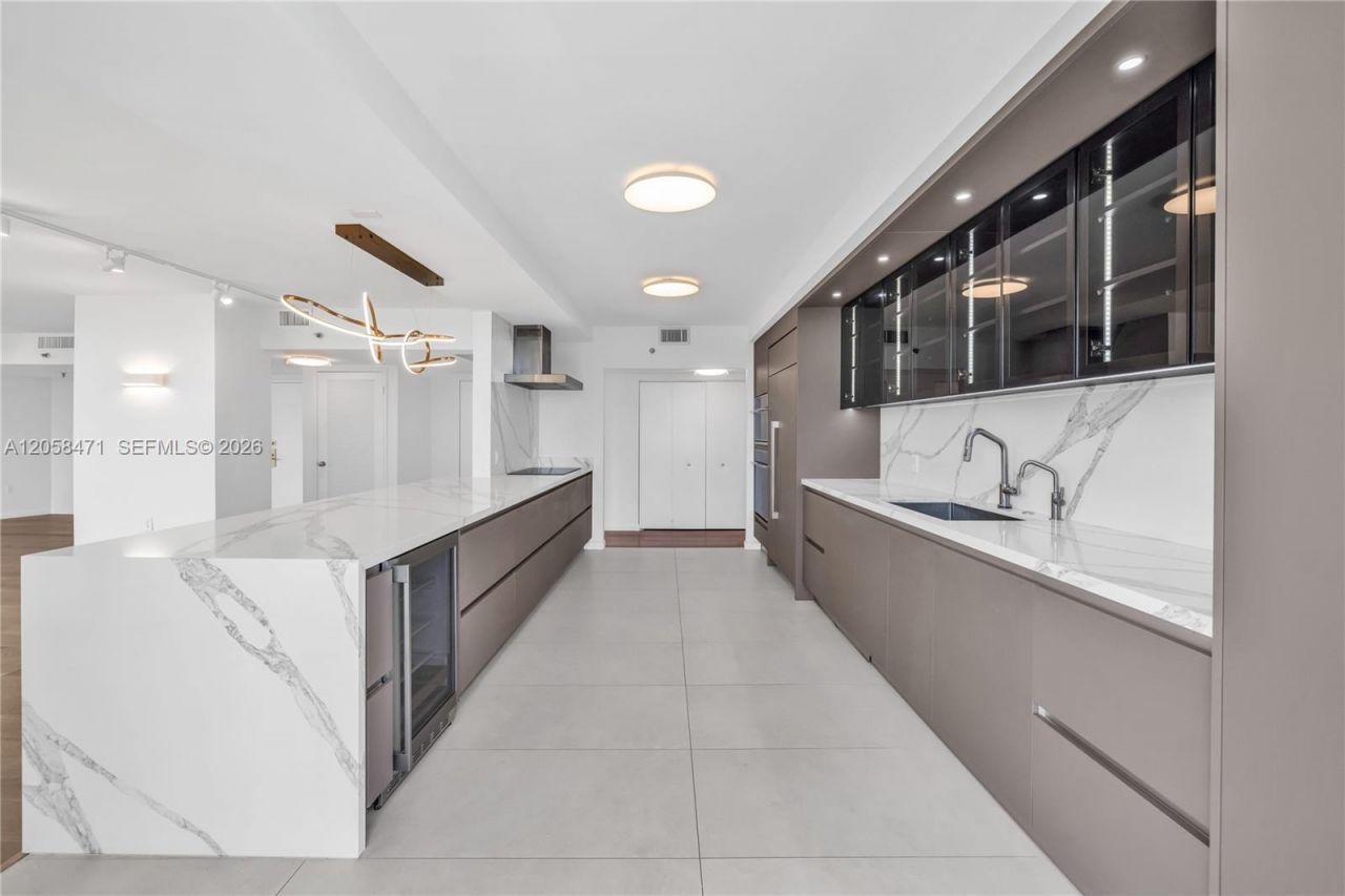 9 Island Ave, Unit 814, Miami Beach, FL 33139 Photo