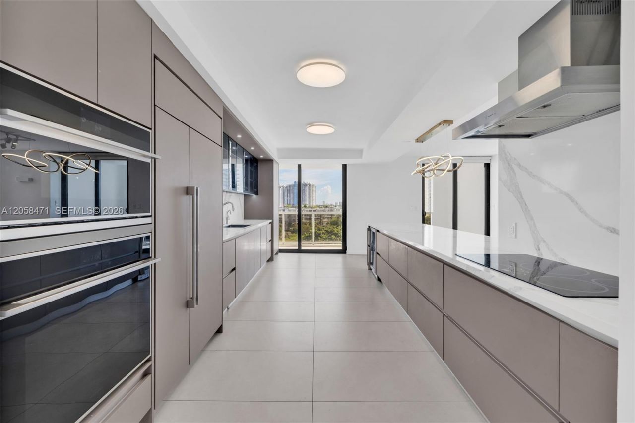 9 Island Ave, Unit 814, Miami Beach, FL 33139 Photo