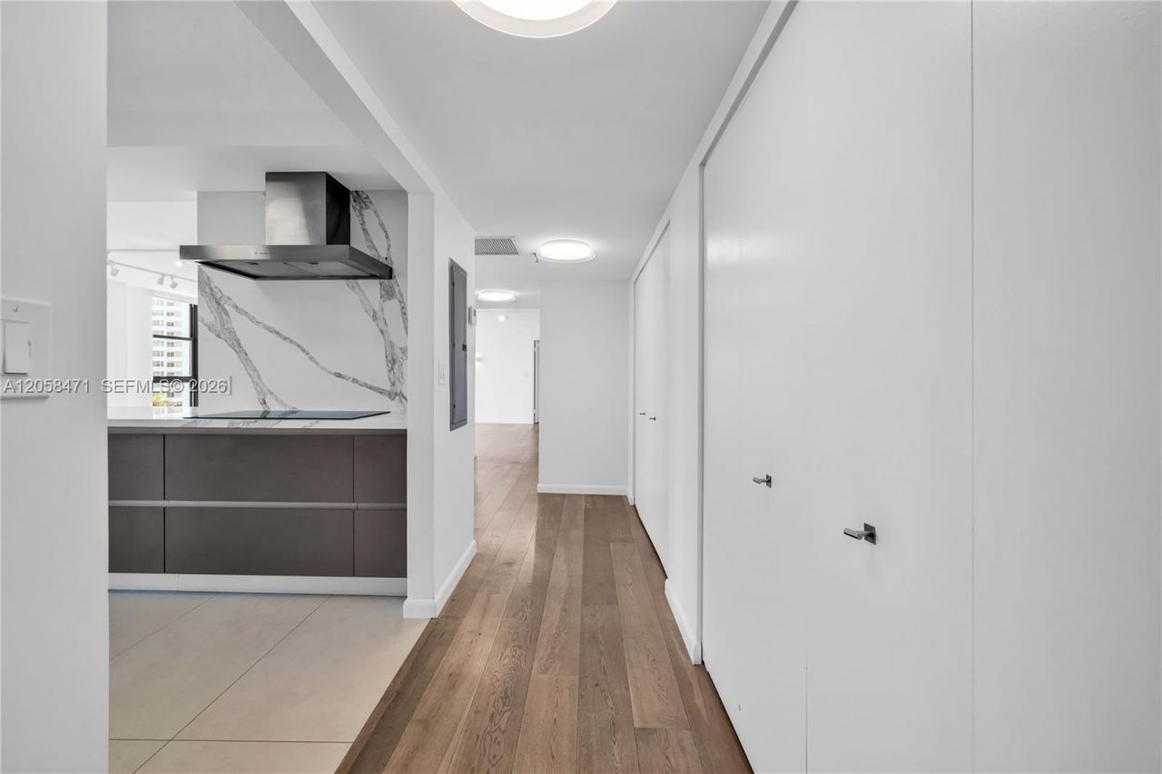 9 Island Ave, Unit 814, Miami Beach, FL 33139 Photo