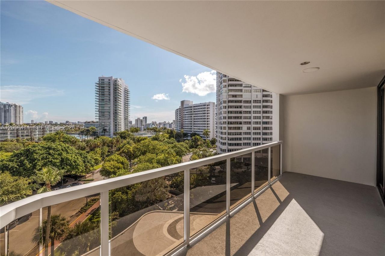 9 Island Ave, Unit 814, Miami Beach, FL 33139 Photo