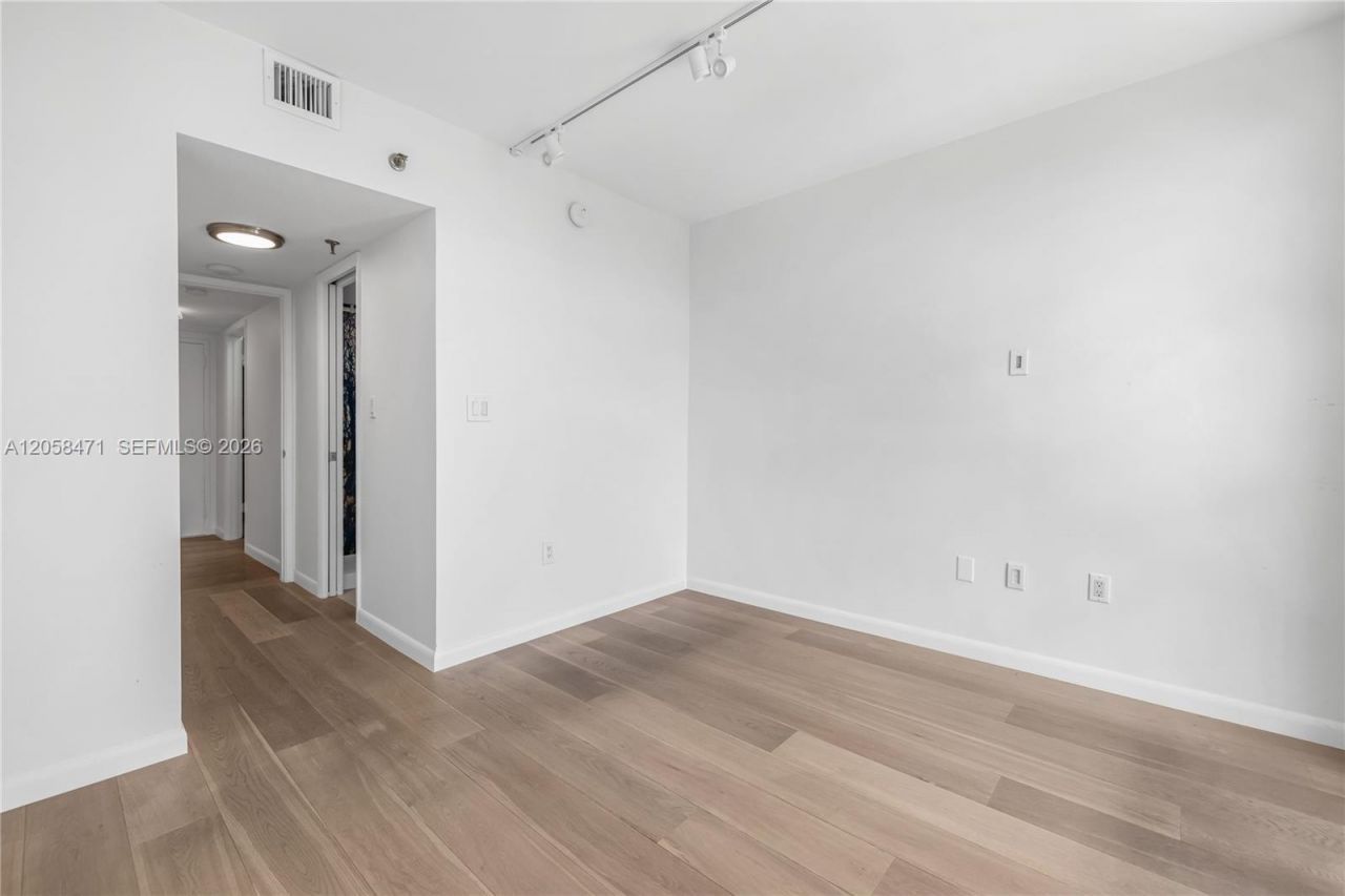 9 Island Ave, Unit 814, Miami Beach, FL 33139 Photo