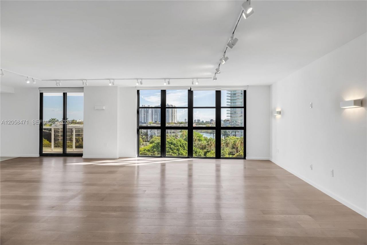 9 Island Ave, Unit 814, Miami Beach, FL 33139 Photo