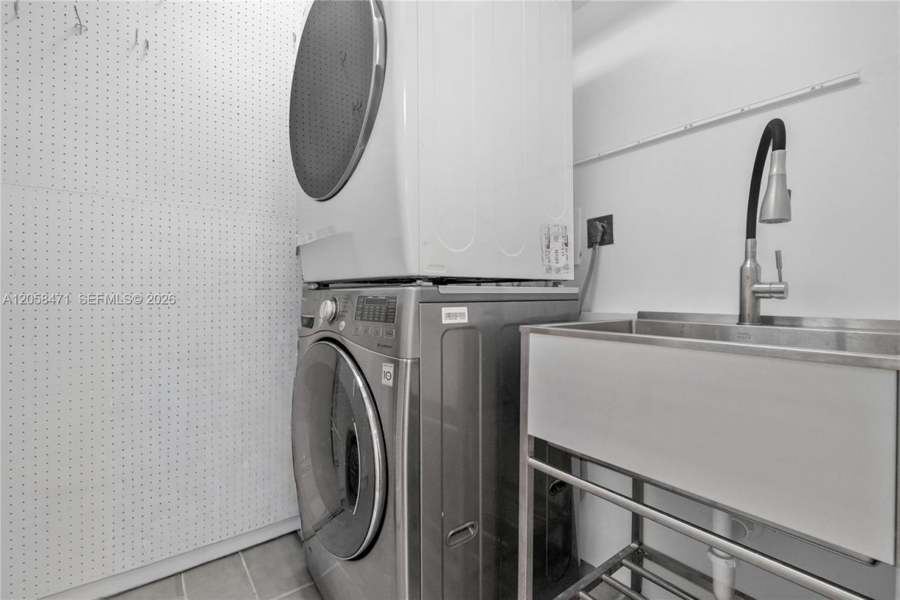 9 Island Ave, Unit 814, Miami Beach, FL 33139 Photo