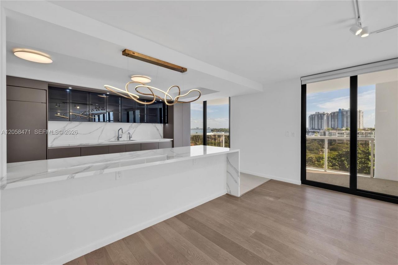 9 Island Ave, Unit 814, Miami Beach, FL 33139 Photo
