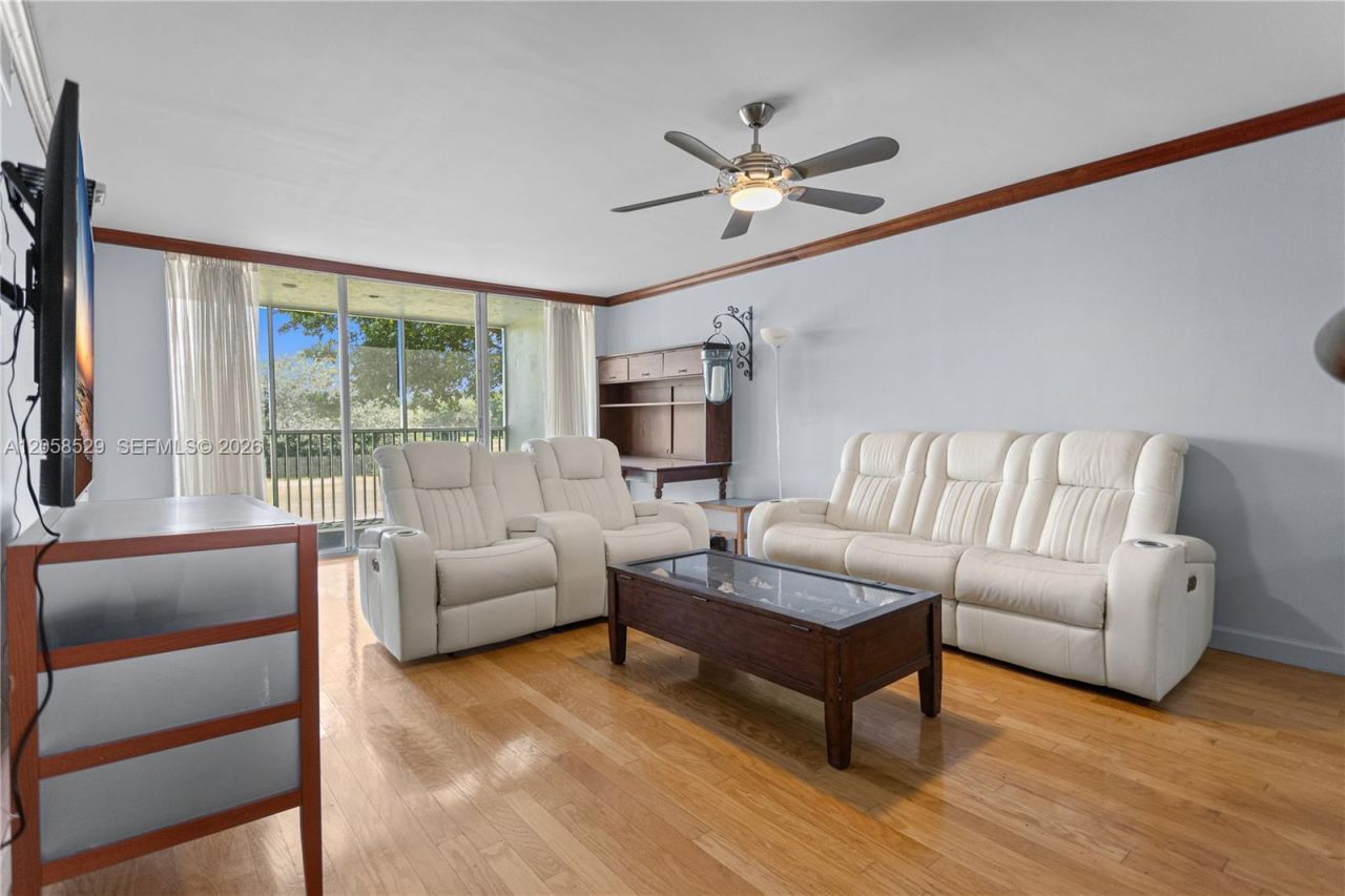 2691 S Course Dr, Unit 202, Pompano Beach, FL 33069 Photo
