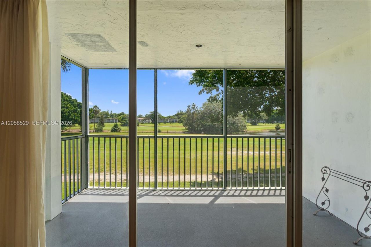 2691 S Course Dr, Unit 202, Pompano Beach, FL 33069 Photo