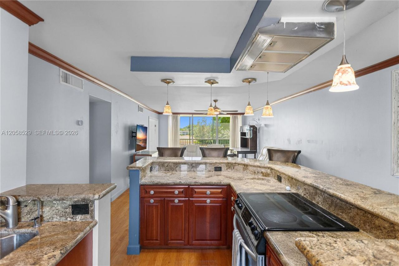 2691 S Course Dr, Unit 202, Pompano Beach, FL 33069 Photo