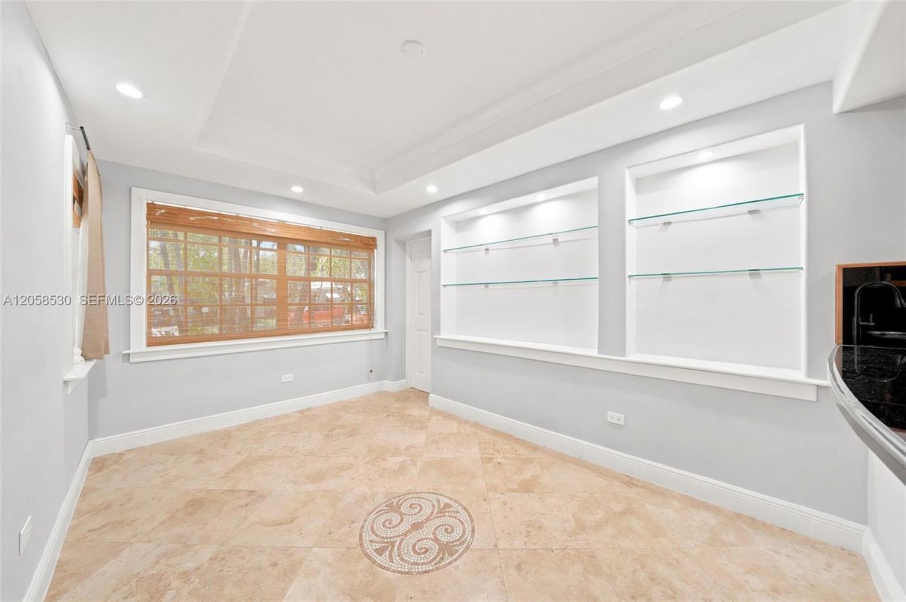 2301 Tequesta Ln , Unit 2301, Miami, FL 33133 Photo