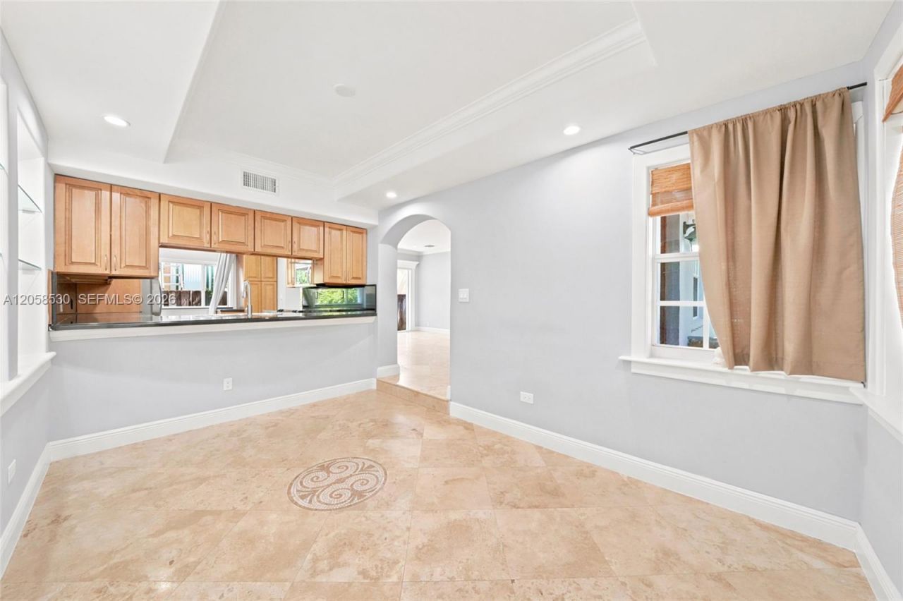2301 Tequesta Ln , Unit 2301, Miami, FL 33133 Photo
