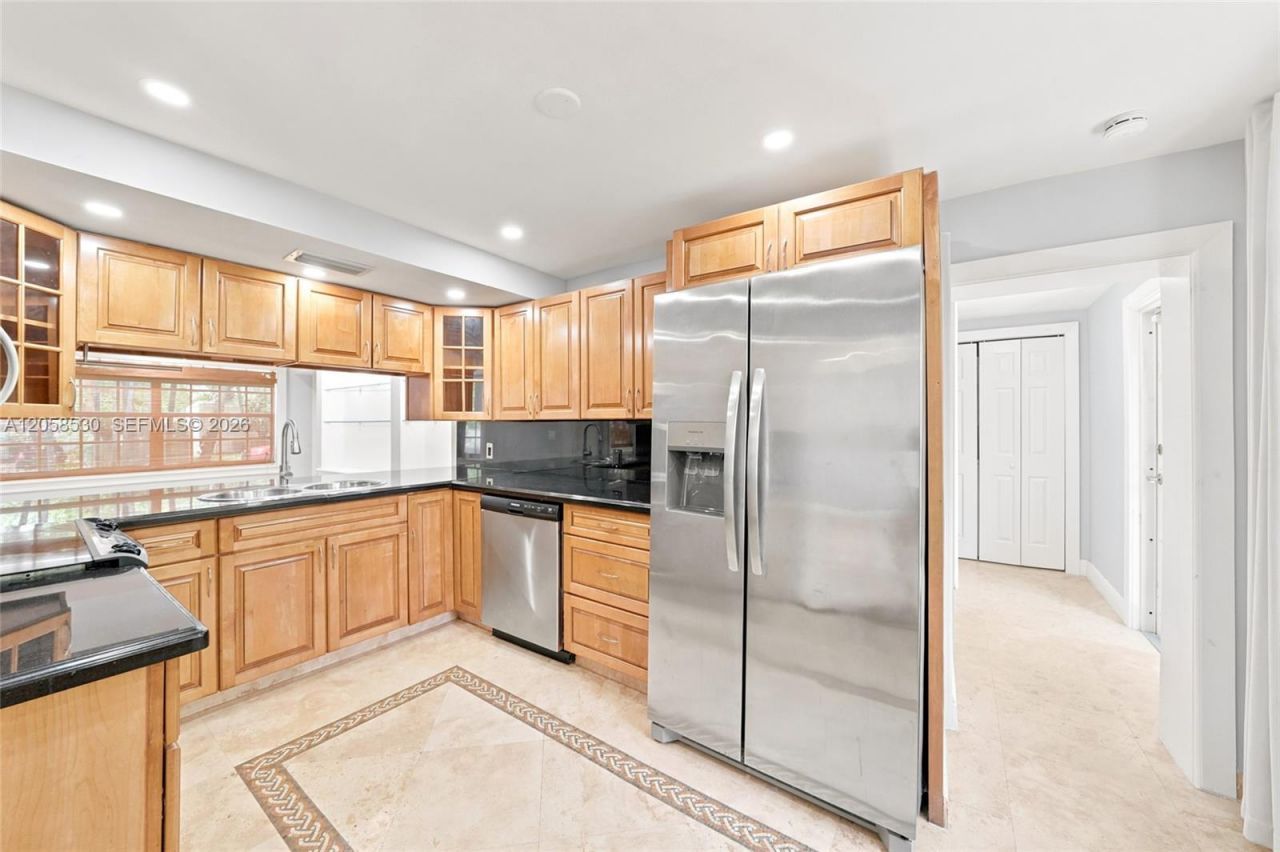 2301 Tequesta Ln , Unit 2301, Miami, FL 33133 Photo