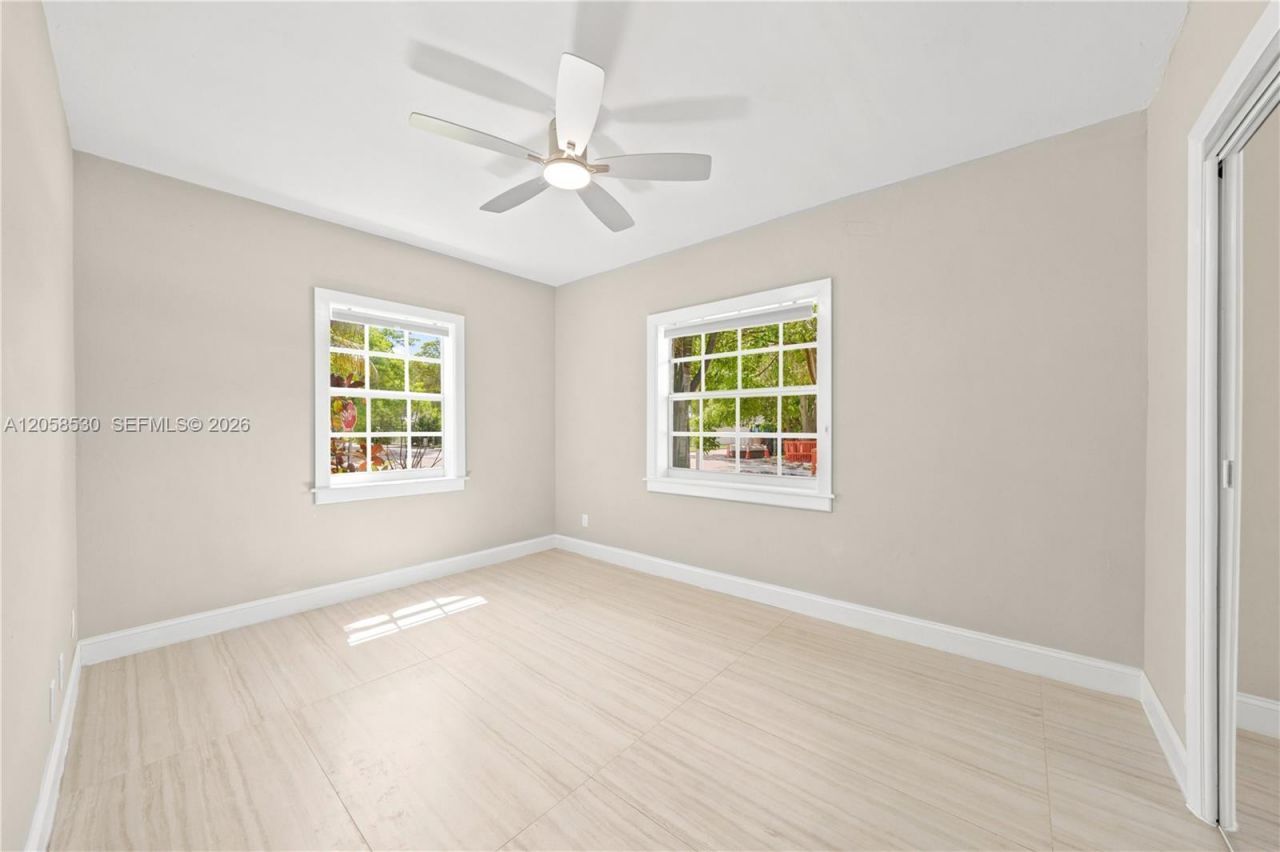 2301 Tequesta Ln, Unit 2301, Miami, FL 33133 Photo