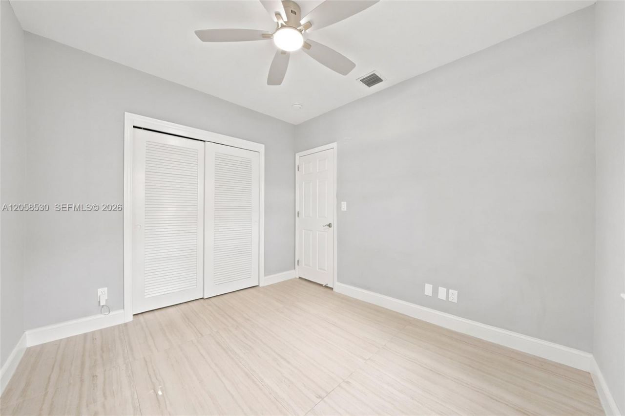 2301 Tequesta Ln , Unit 2301, Miami, FL 33133 Photo