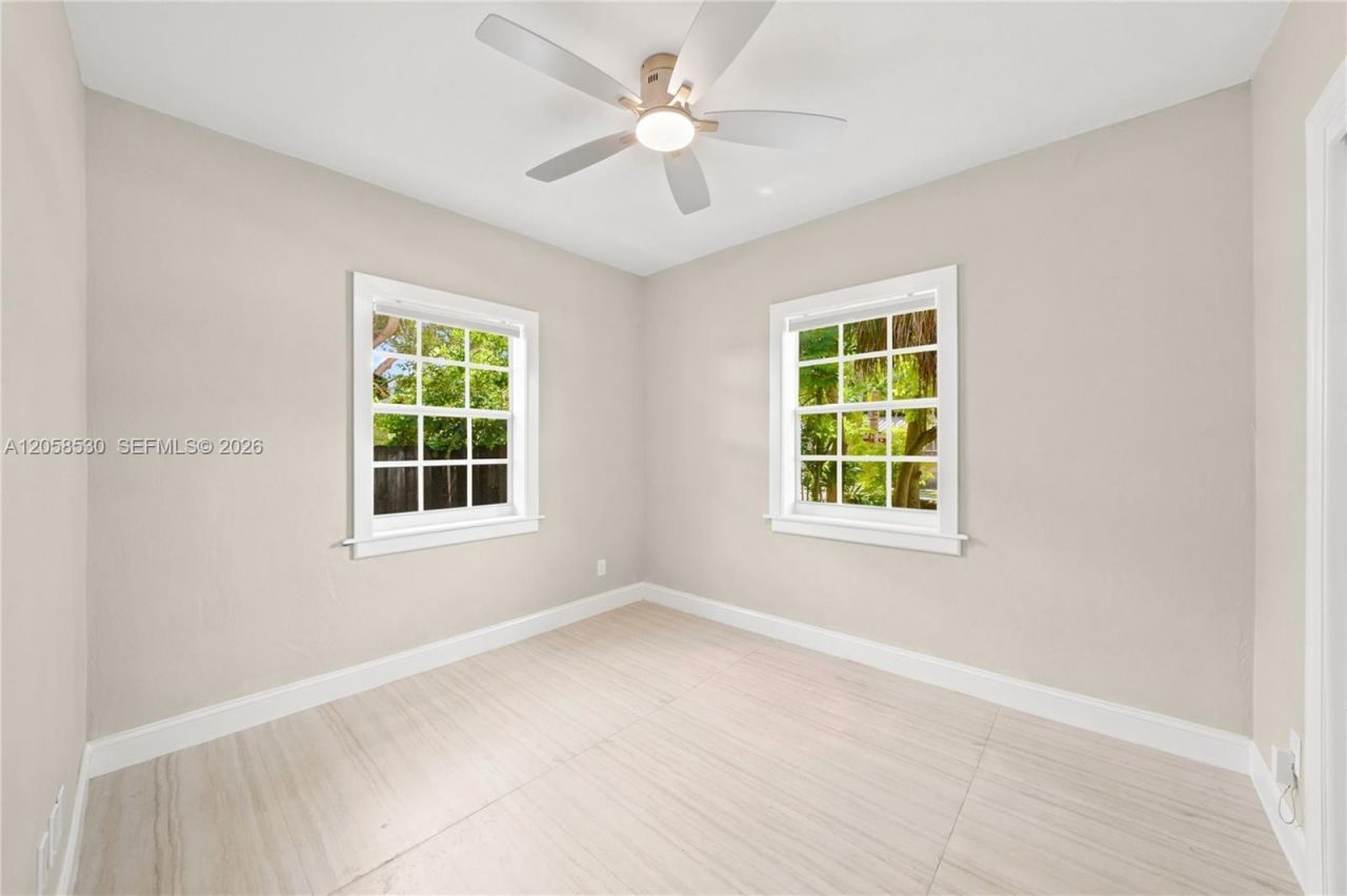 2301 Tequesta Ln, Unit 2301, Miami, FL 33133 Photo