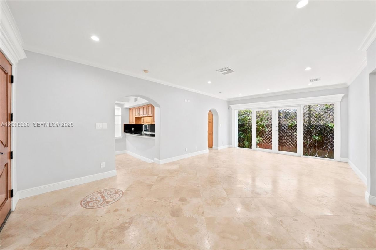 2301 Tequesta Ln , Unit 2301, Miami, FL 33133 Photo