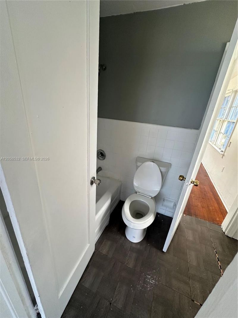 1928 Mckinley St, Unit 5, Hollywood, FL 33020 Photo