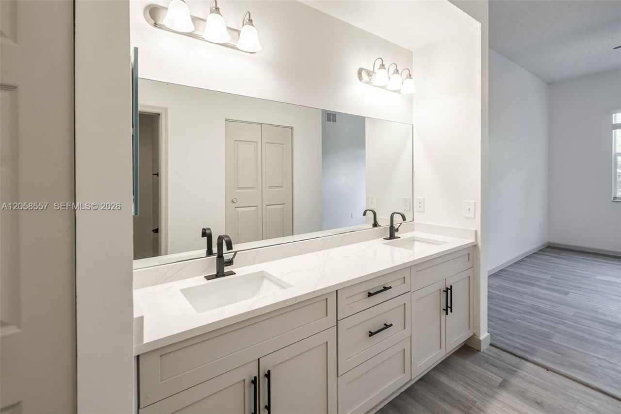 Please Call For Address, Unit B206, West Palm Beach, FL 33417 Photo