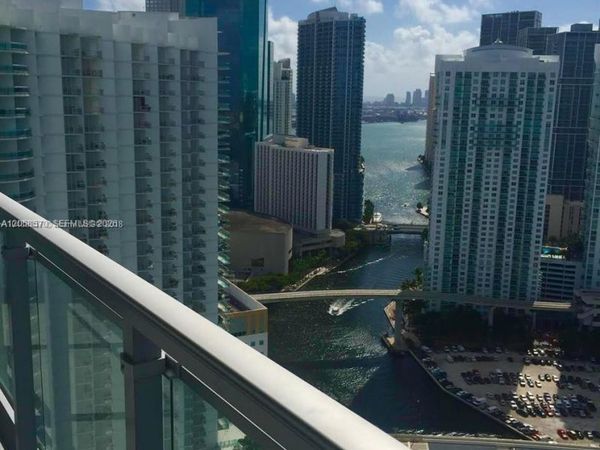 90 SW 3rd St , Unit 3910, Miami, FL 33130