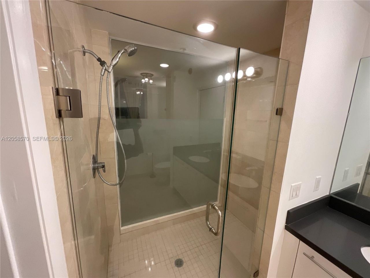 90 SW 3rd St, Unit 3910, Miami, FL 33130 Photo