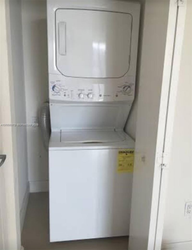 90 SW 3rd St, Unit 3910, Miami, FL 33130 Photo
