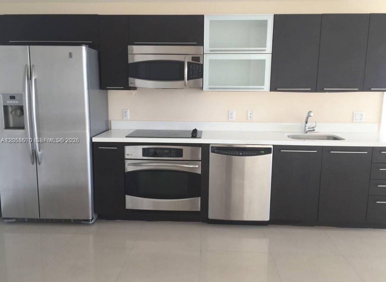 90 SW 3rd St, Unit 3910, Miami, FL 33130 Photo