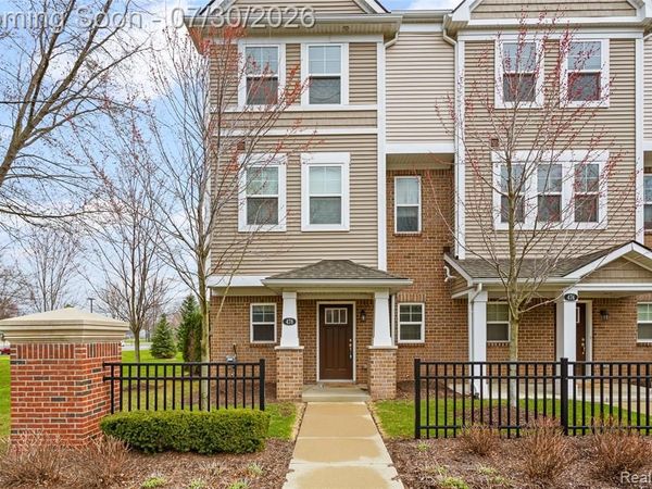 478 N Wixom Road, Wixom, Mi 48393