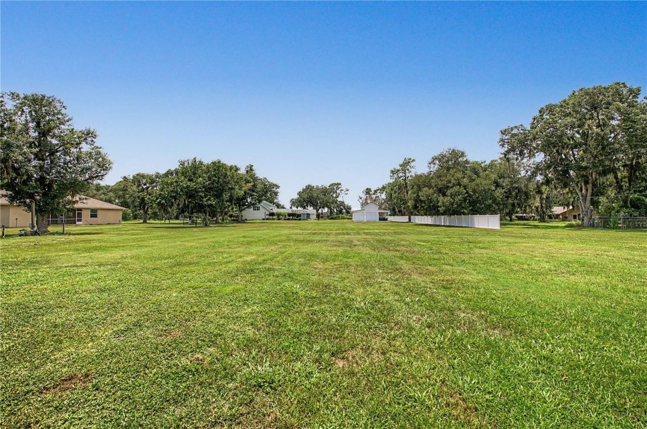 3660 Futch Loop, Plant City, FL 33566 Photo