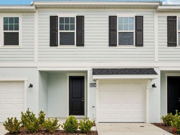 6848 HOLCOMBE DOWN DRIVE , ZEPHYRHILLS, FL 33541
