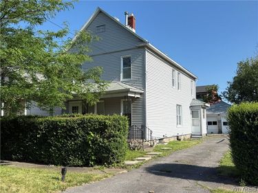 1246 Calumet Avenue , Niagara Falls, NY 14305
