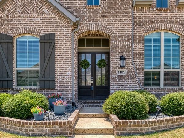 1109 10th Street, Argyle, TX 76226