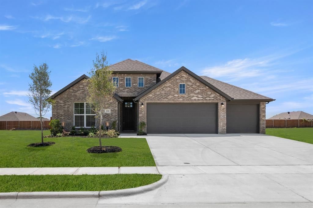 2216 Castle Rock Lane, Weatherford, TX 76087 Main Photo