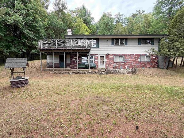 W10442 W 6TH ROAD, Pound, WI 54161