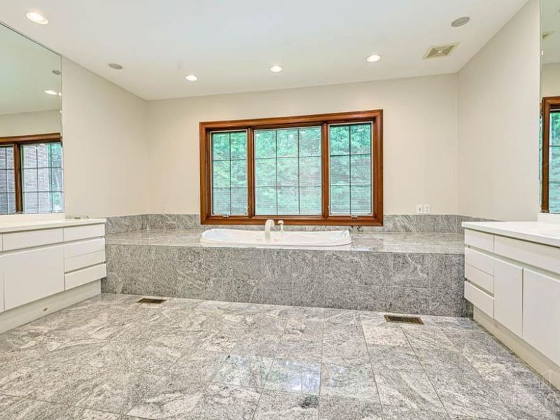 8625 Fawnmeadow Lane, Indian Hill, OH 45242 Photo 15