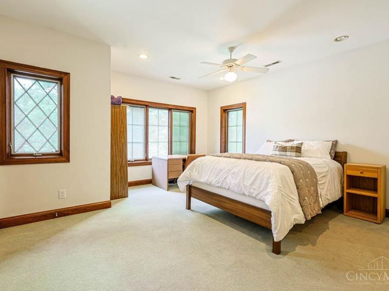8625 Fawnmeadow Lane, Indian Hill, OH 45242 Photo 18
