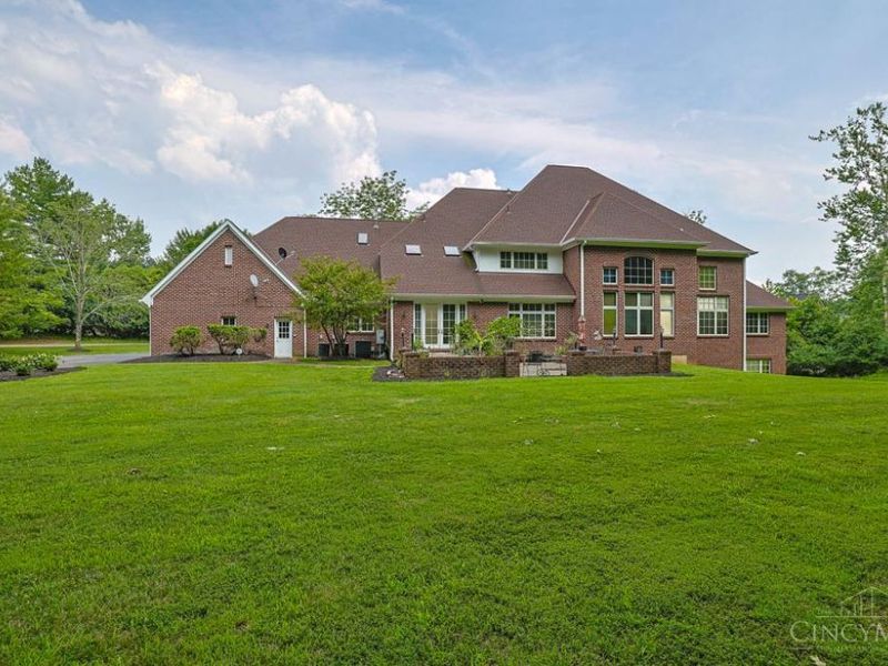 8625 Fawnmeadow Lane, Indian Hill, OH 45242 Photo 30