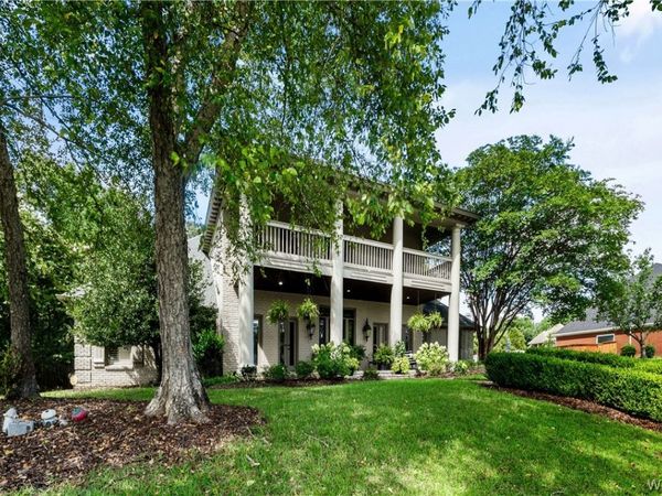 2821 LAKE CREST Drive, Tuscaloosa, AL 35406