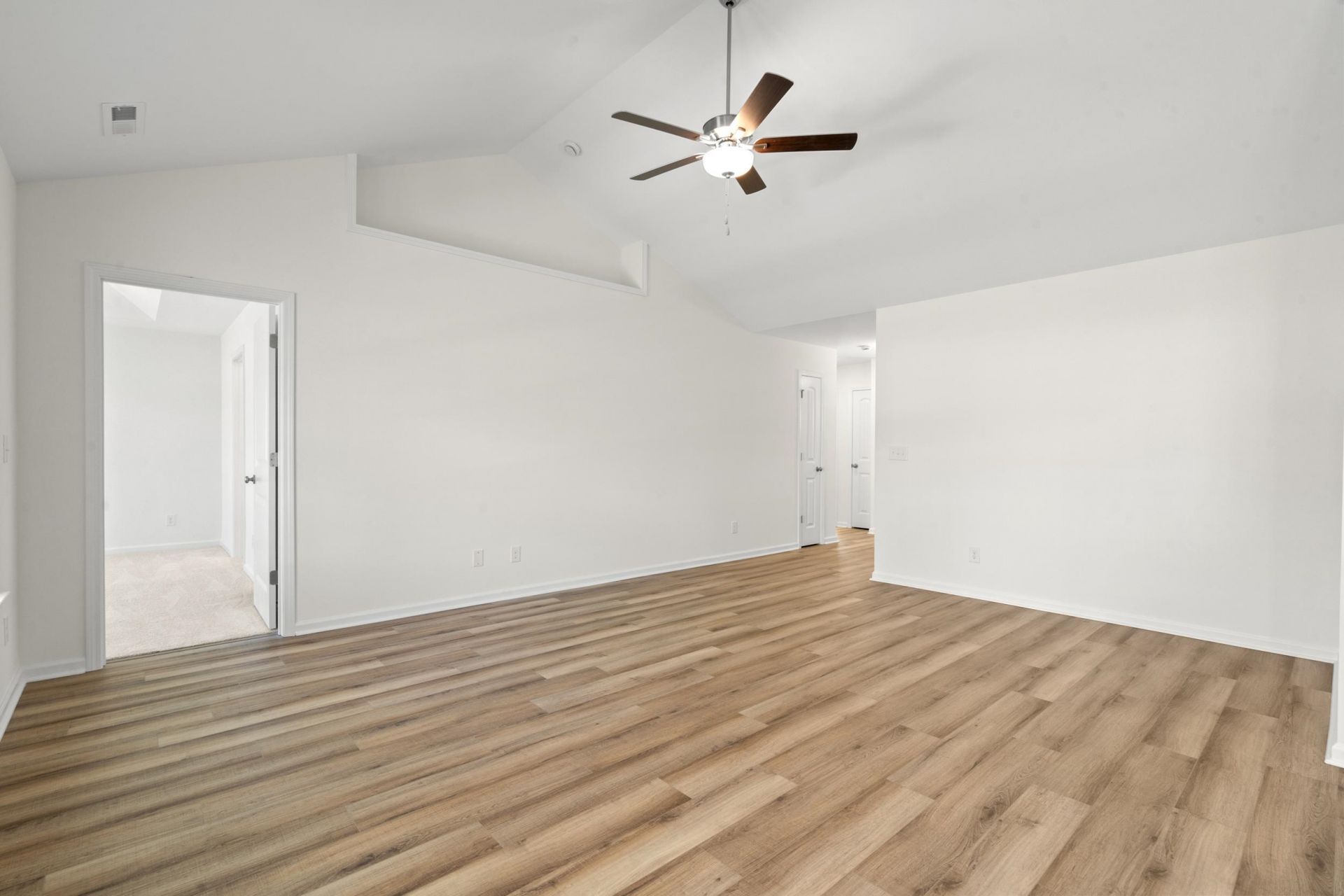 863 Owls Nest Dr.  Photo 4