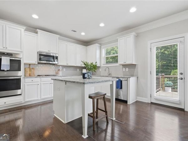 3860 Grandview Manor Drive, Cumming, GA 30028