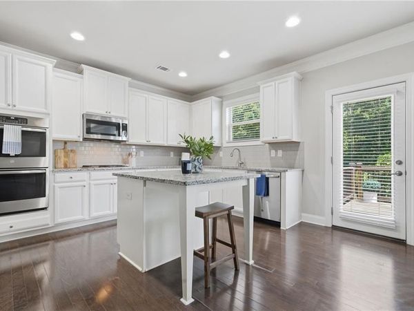 3860 Grandview Manor Drive , Cumming, GA 30028
