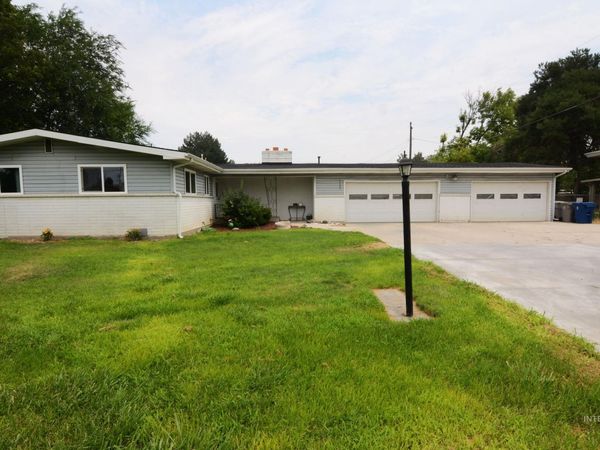 1122 N Midland Blvd, Nampa, ID 83651
