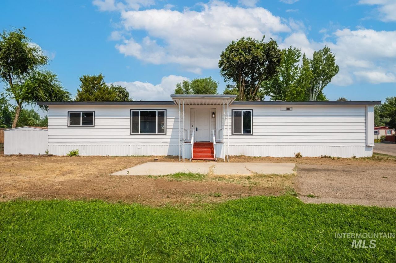 1200 W Concord Ln, Boise, ID 83706 Main Photo