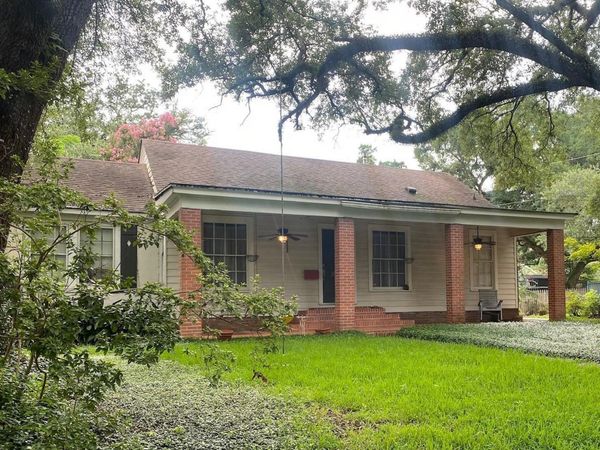 1502 Kenmore Ave, Baton Rouge, LA 70808